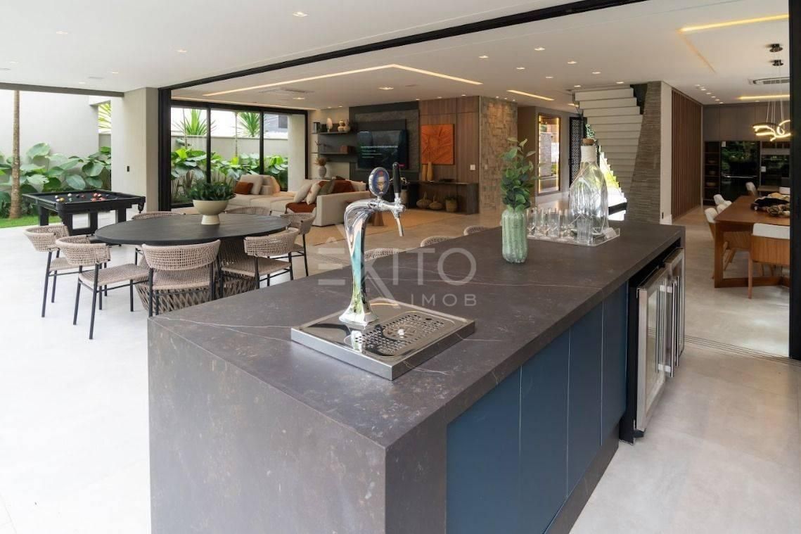 Casa, 7 quartos, 740 m² - Foto 6