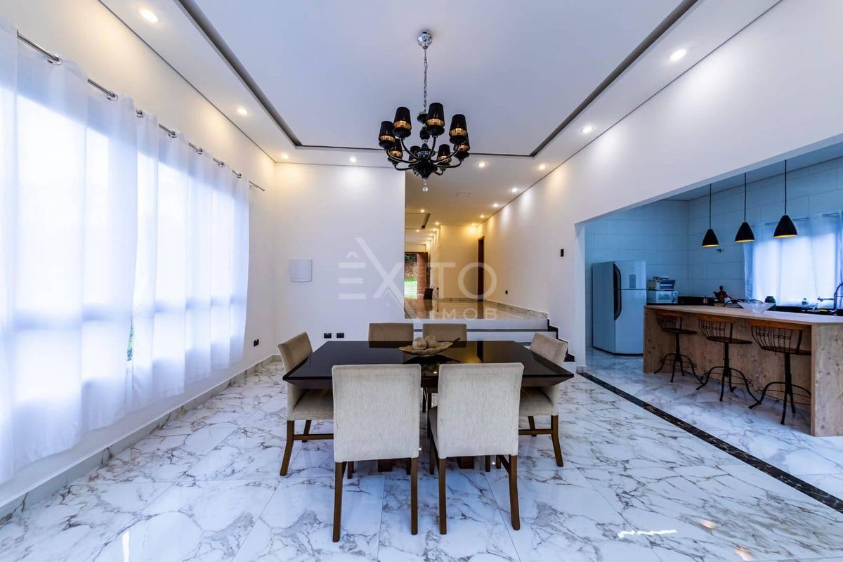 Casa, 4 quartos, 352 m² - Foto 40