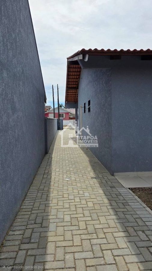 Casa com 3 quartos, São José - Itapoá a 30 metros da Av. José Pacheco