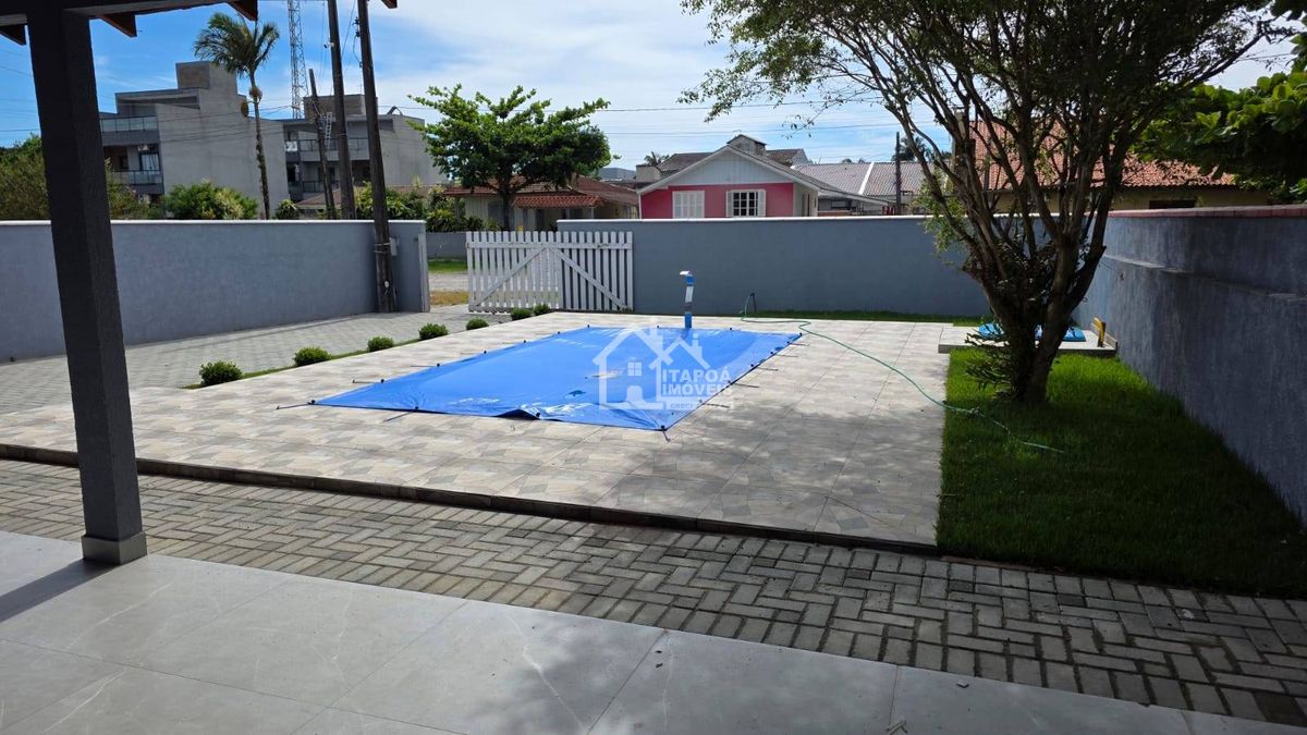 Casa com 3 quartos, São José - Itapoá a 30 metros da Av. José Pacheco