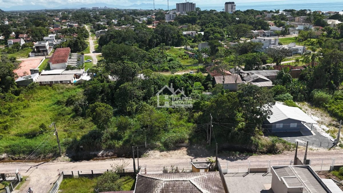 Terreno de esquina de 600 m² a venda em Itapoá - Balneário Rio Gracioso