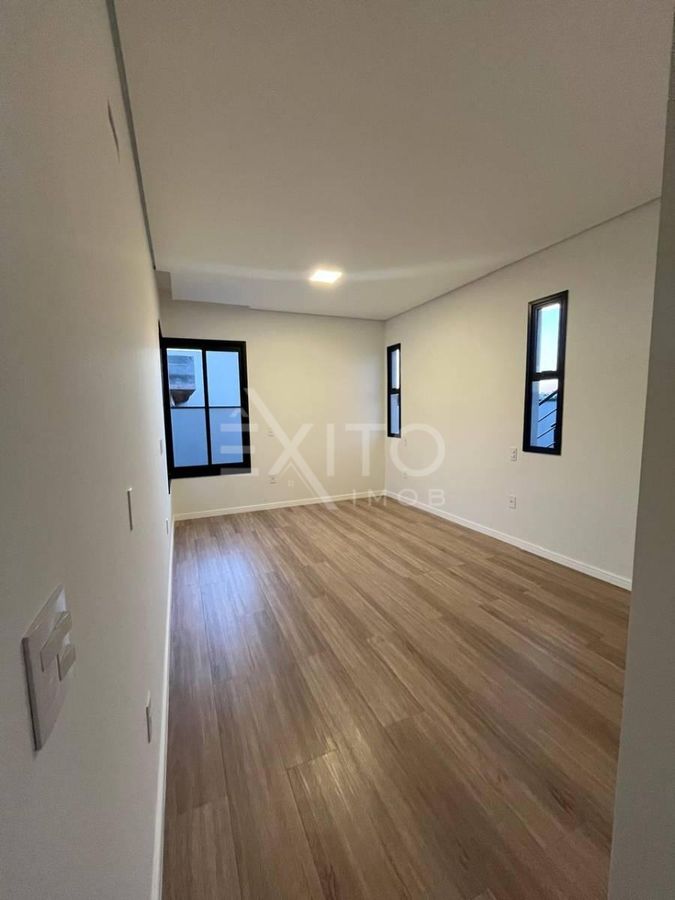 Casa, 3 quartos, 168 m² - Foto 9