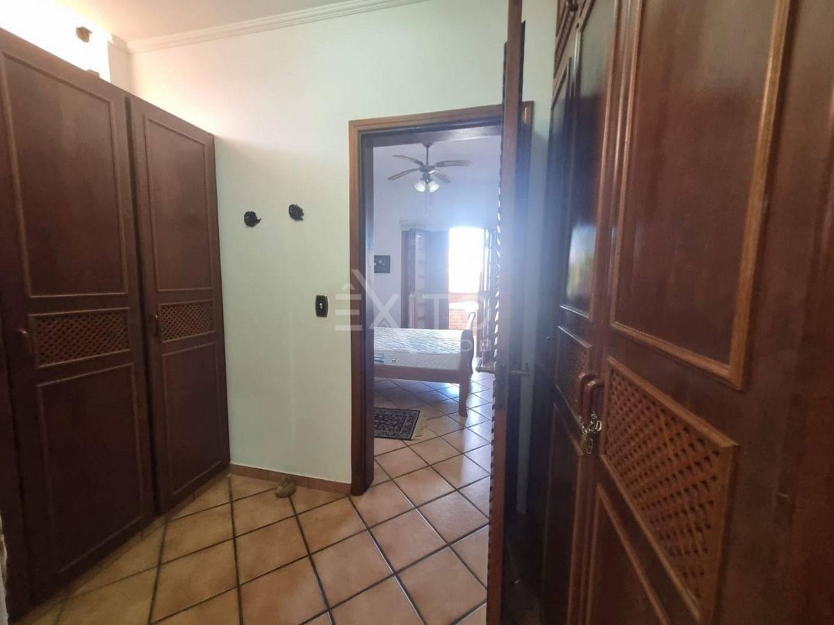 Casa, 2 quartos, 205 m² - Foto 13