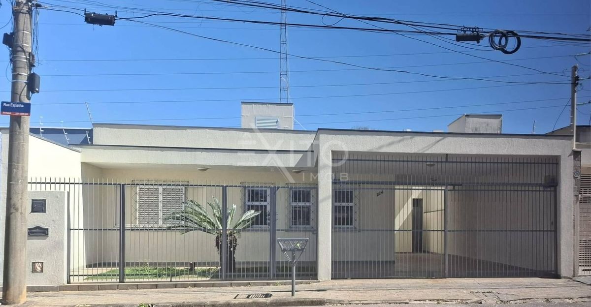 Casa, 3 quartos, 210 m² - Foto 1