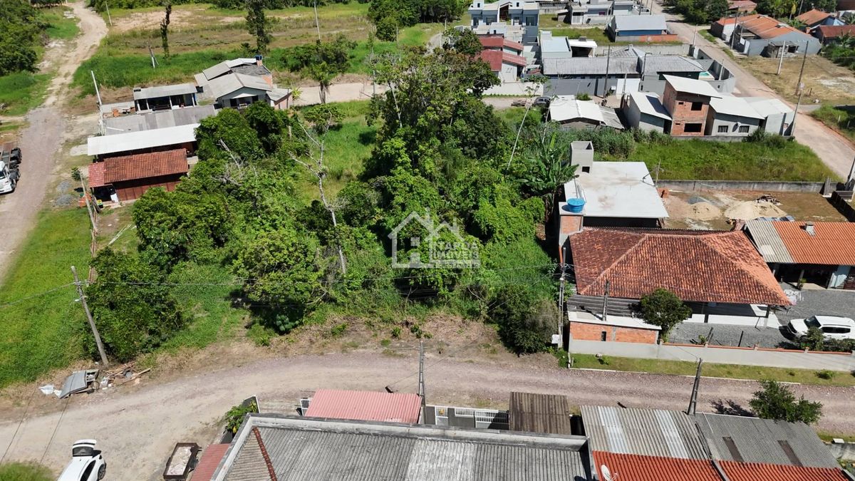 Terreno de esquina de 600 m² a venda em Itapoá - Balneário Rio Gracioso