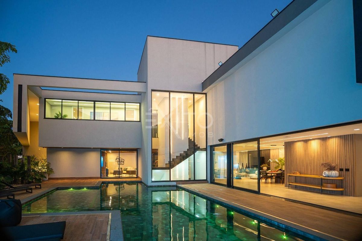 Casa, 7 quartos, 1389 m² - Foto 76