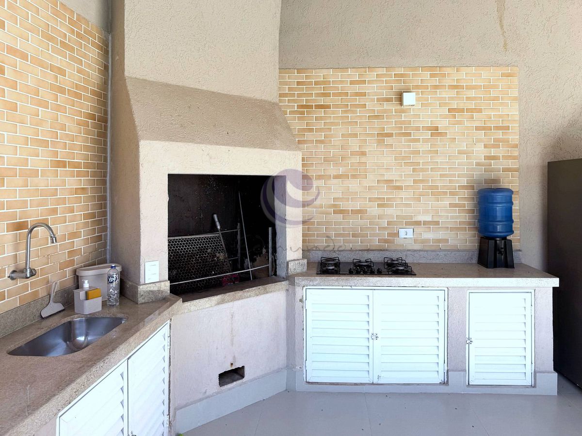 Villa Soares — Uma casa leve, acolhedora e feita para viver o melhor do Jardim Acapulco.