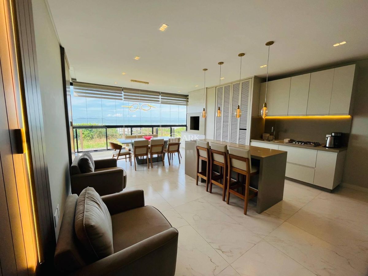 Apto frente mar na praia do Canto Grande - Apartamento em Canto Grande, Bombinhas - à venda - ARK INVESTIMENTOS IMOBILIÁRIO LTDA