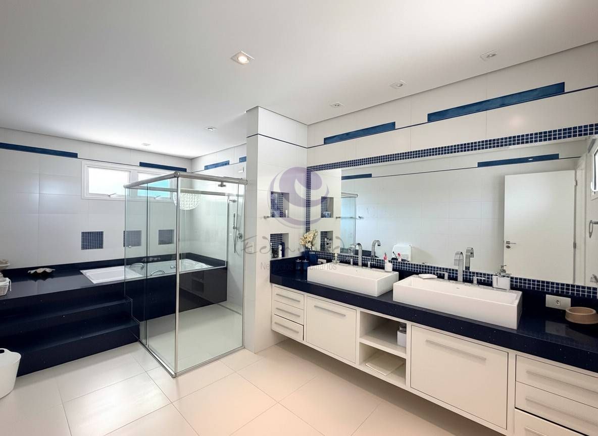 Villa Della Volpe — A casa ideal para quem valoriza espaço, conforto e receber bem no Jardim Acapulco.