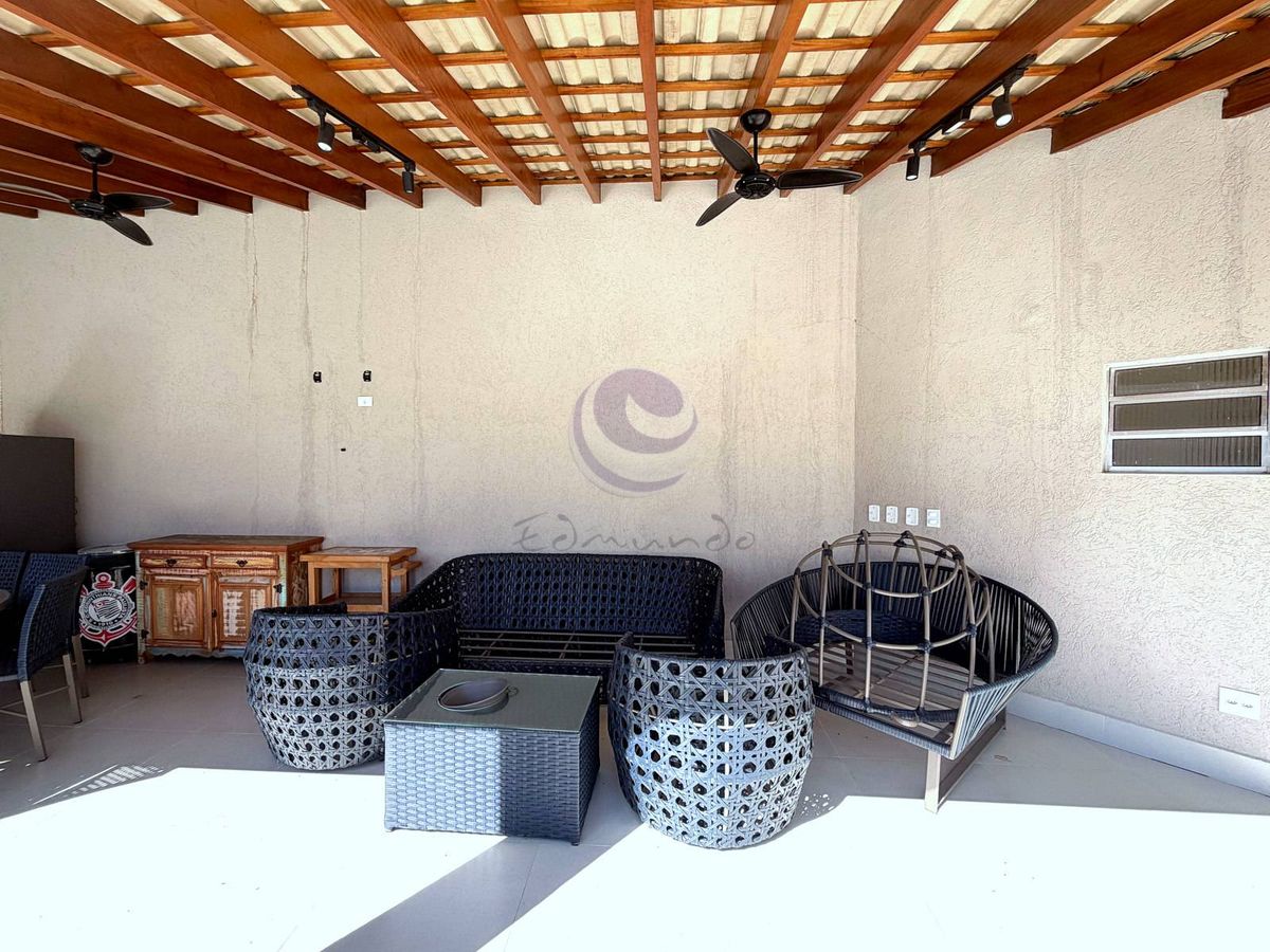 Villa Soares — Uma casa leve, acolhedora e feita para viver o melhor do Jardim Acapulco.