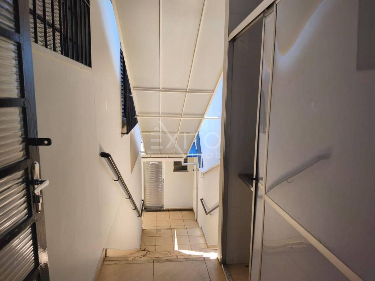 Casa, 3 quartos, 230 m² - Foto 23