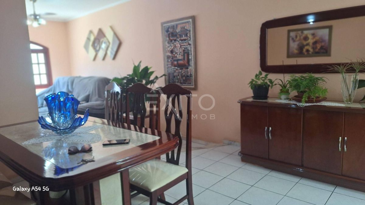 Casa, 3 quartos, 186 m² - Foto 13