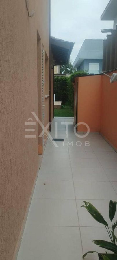Casa, 3 quartos, 247 m² - Foto 4