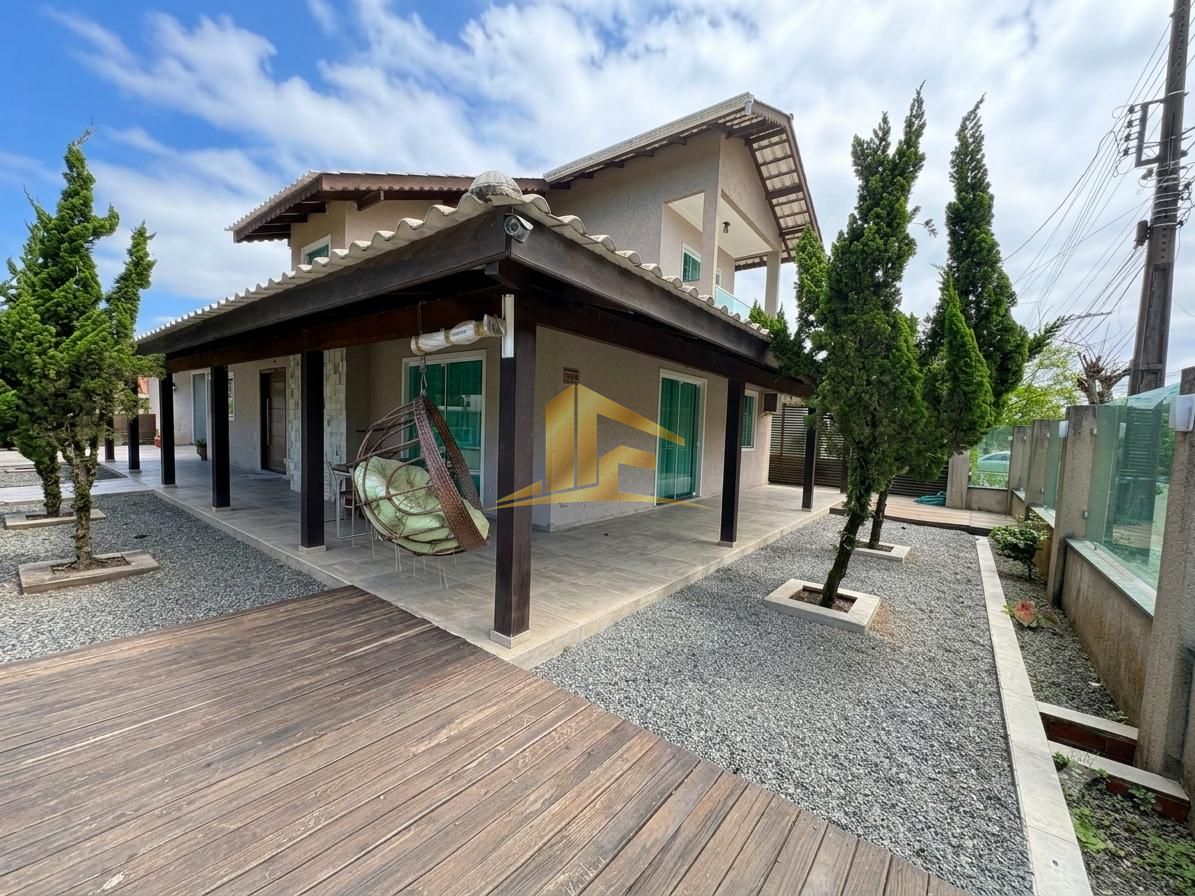 Sobrado de 4 Quartos no Balneário Santa Clara em Itapoá - Casa em Santa Clara, Itapoá - à venda - LIMA ARQUITETURA E CONSTRUÇÕES