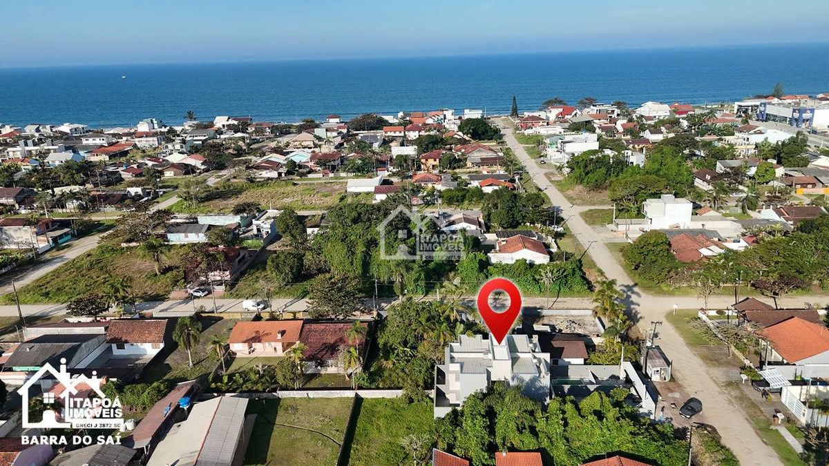 Sobrado com 4 quartos, 1 suíte, mobiliado, Balneário Sai Mirim, a 400m do mar.