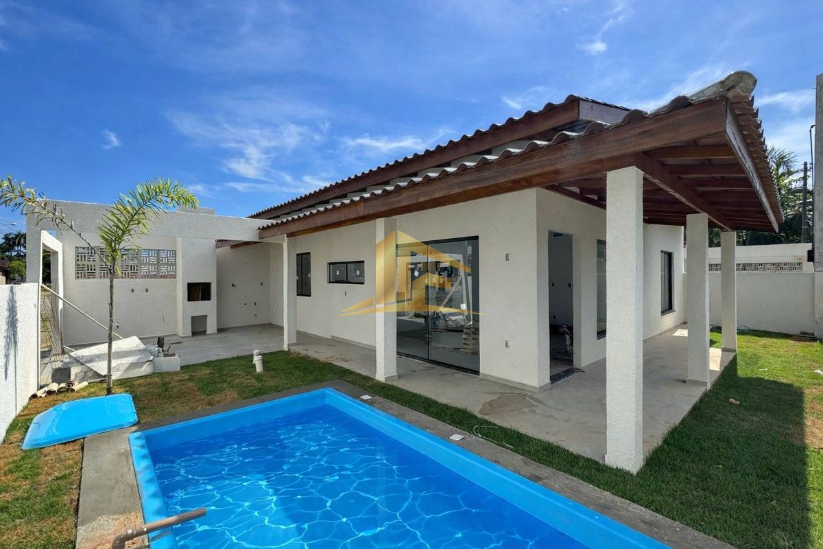 Casa Nova de Esquina com Piscina em Itapoá - no Brandalize - Casa em Brandalize, Itapoá - à venda - LIMA ARQUITETURA E CONSTRUÇÕES