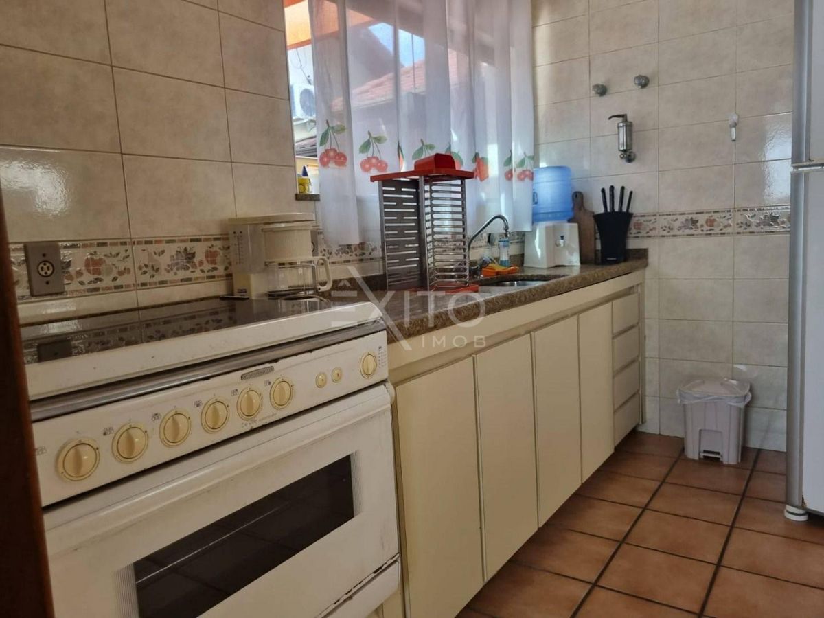 Casa, 2 quartos, 205 m² - Foto 10