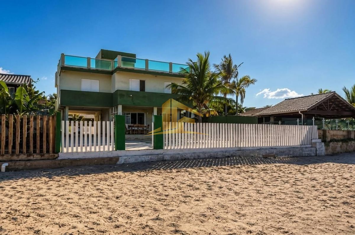 Casa Pé na Areia no Cambiju em Itapoá - Sobrado em Cambiju, Itapoá - à venda - LIMA ARQUITETURA E CONSTRUÇÕES