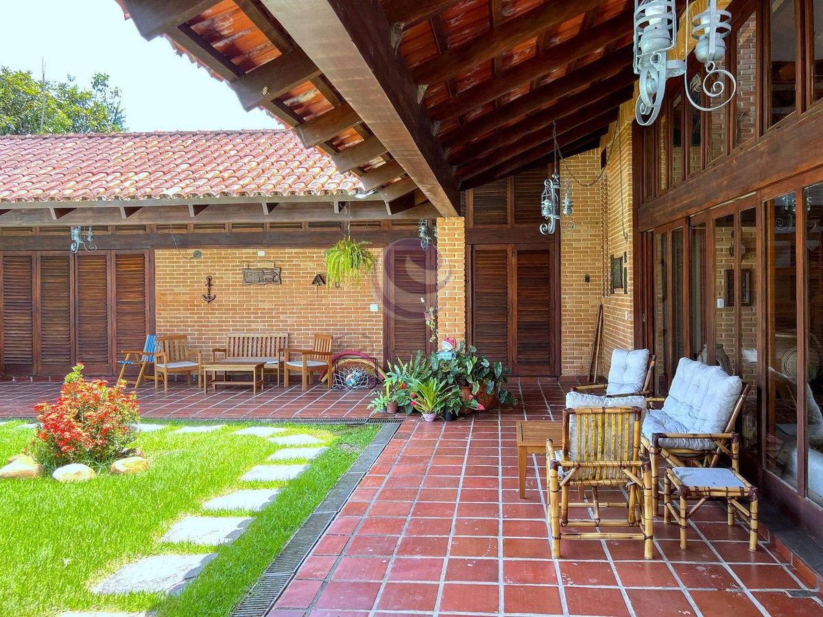 Villa Rios — A casa onde você se vê chegando… e não quer mais sair no Jardim Acapulco.