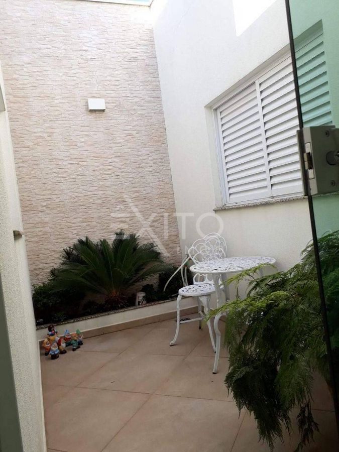 Casa, 3 quartos, 200 m² - Foto 13