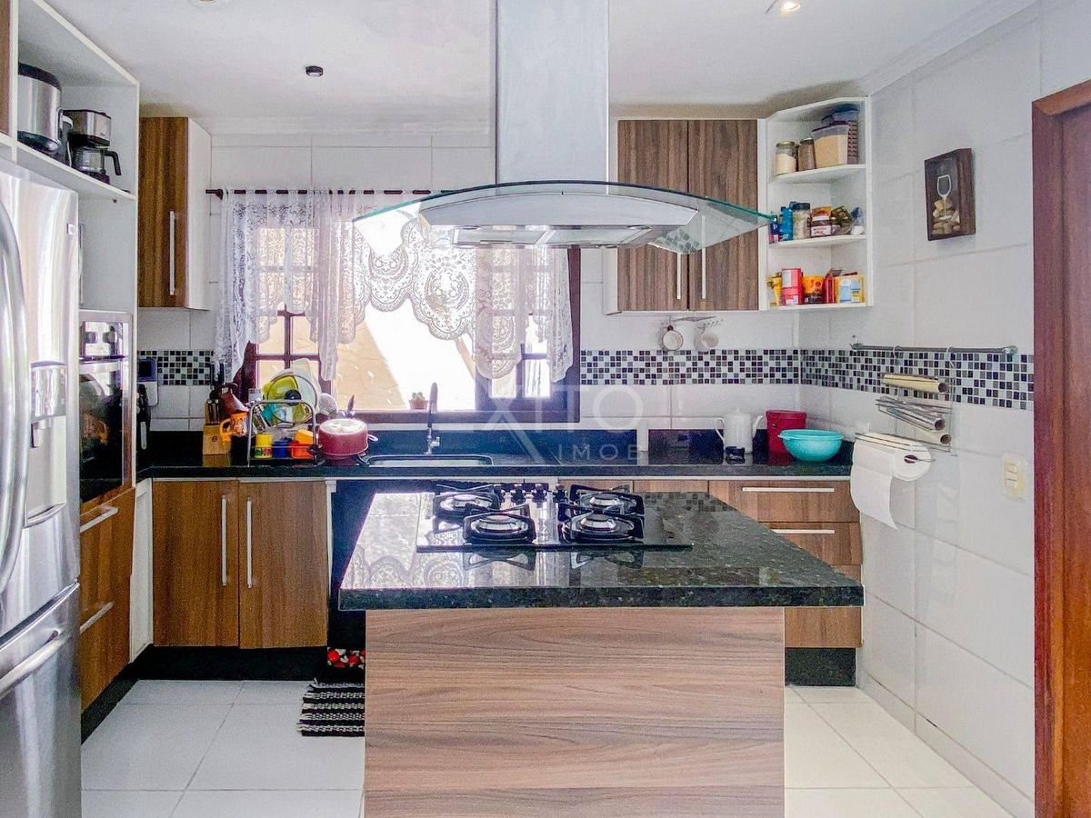 Casa, 3 quartos, 158 m² - Foto 4