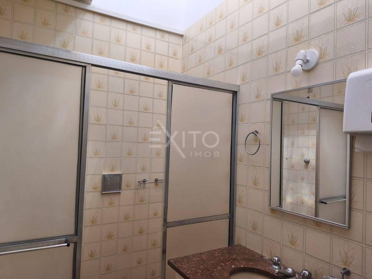 Casa, 3 quartos, 230 m² - Foto 17