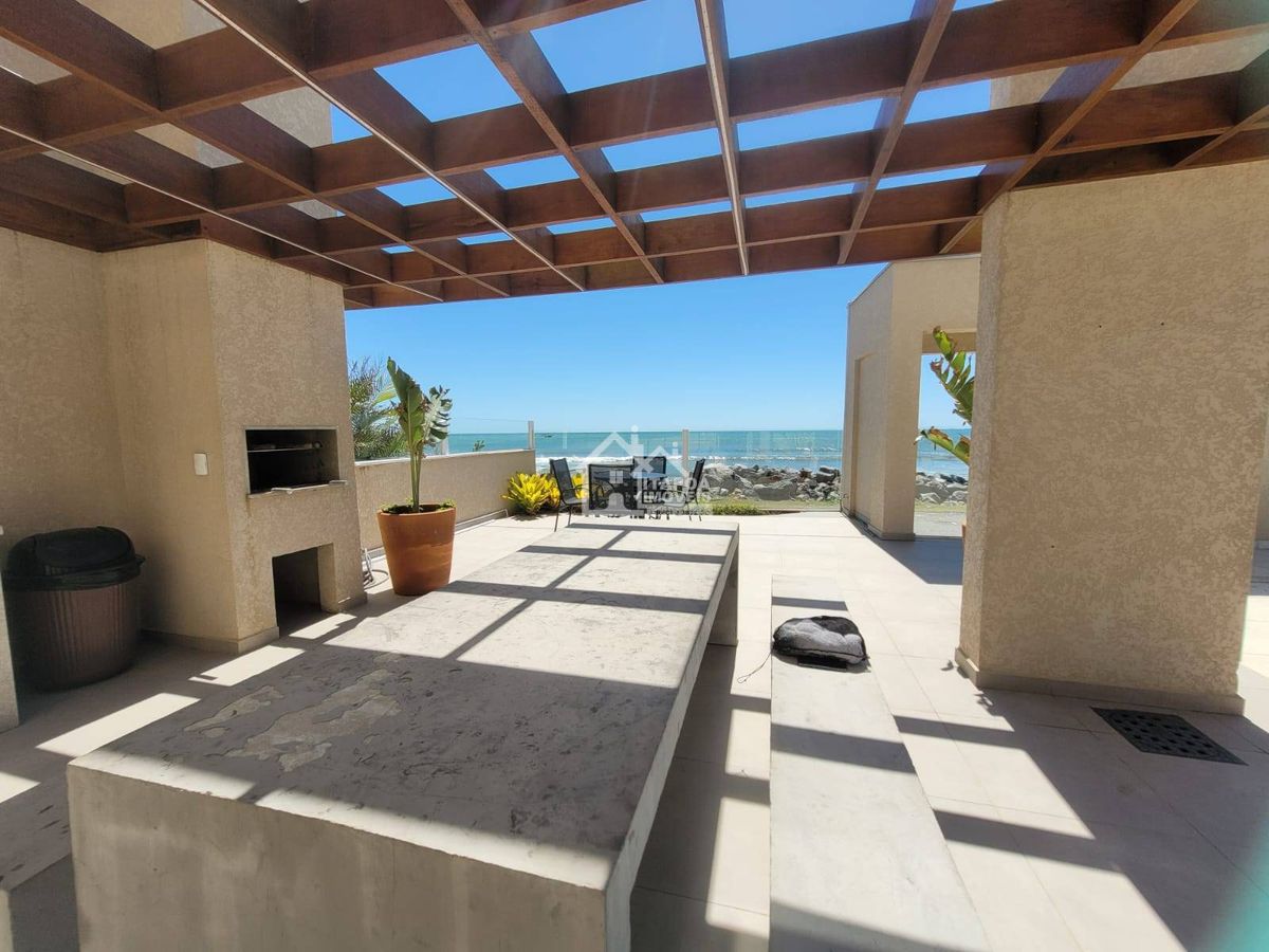 Residencial Ocean Castle - Apartamento alto padrão - mobiliado - frente mar