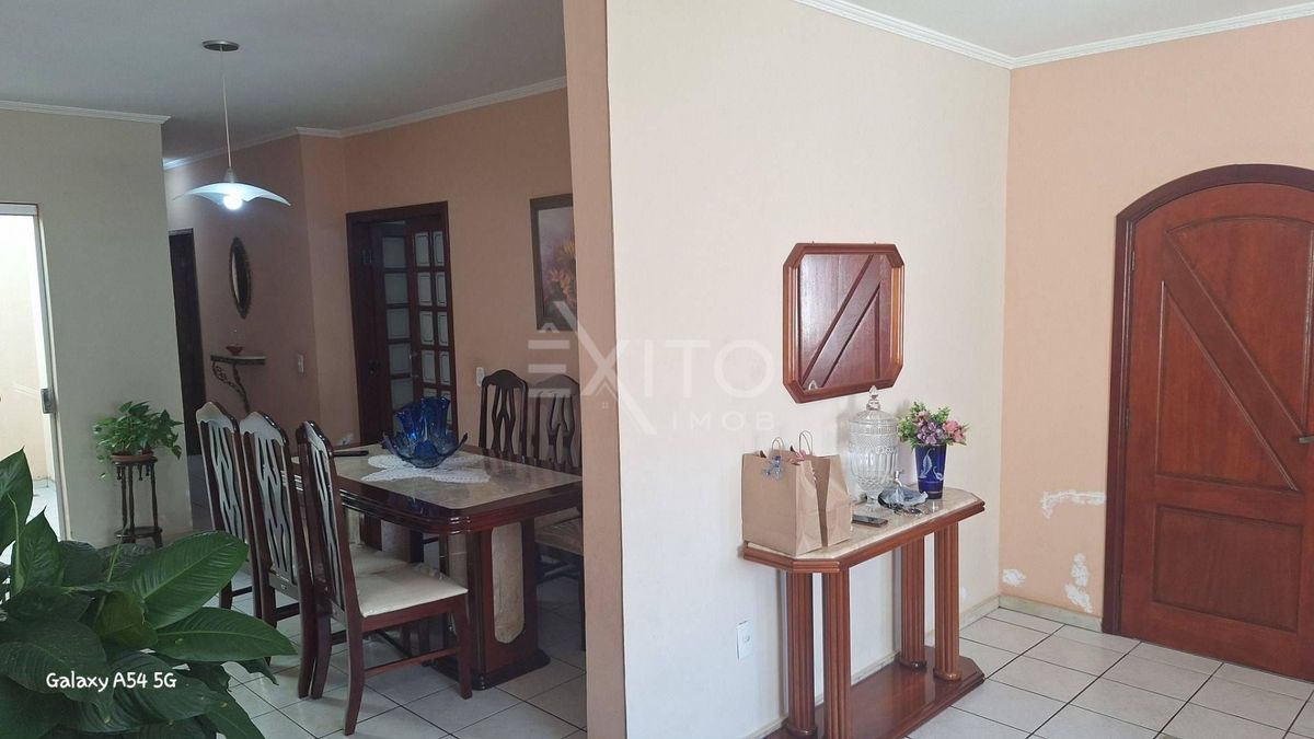 Casa, 3 quartos, 186 m² - Foto 8