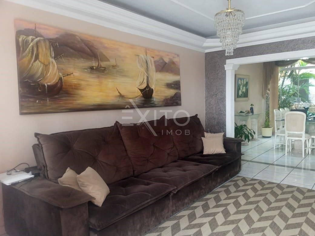 Casa, 3 quartos, 180 m² - Foto 3
