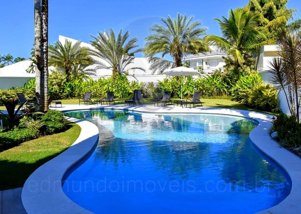 Villa Cintra — A casa que transforma seus finais de semana em algo que você não quer deixar no Jardim Acapulco.