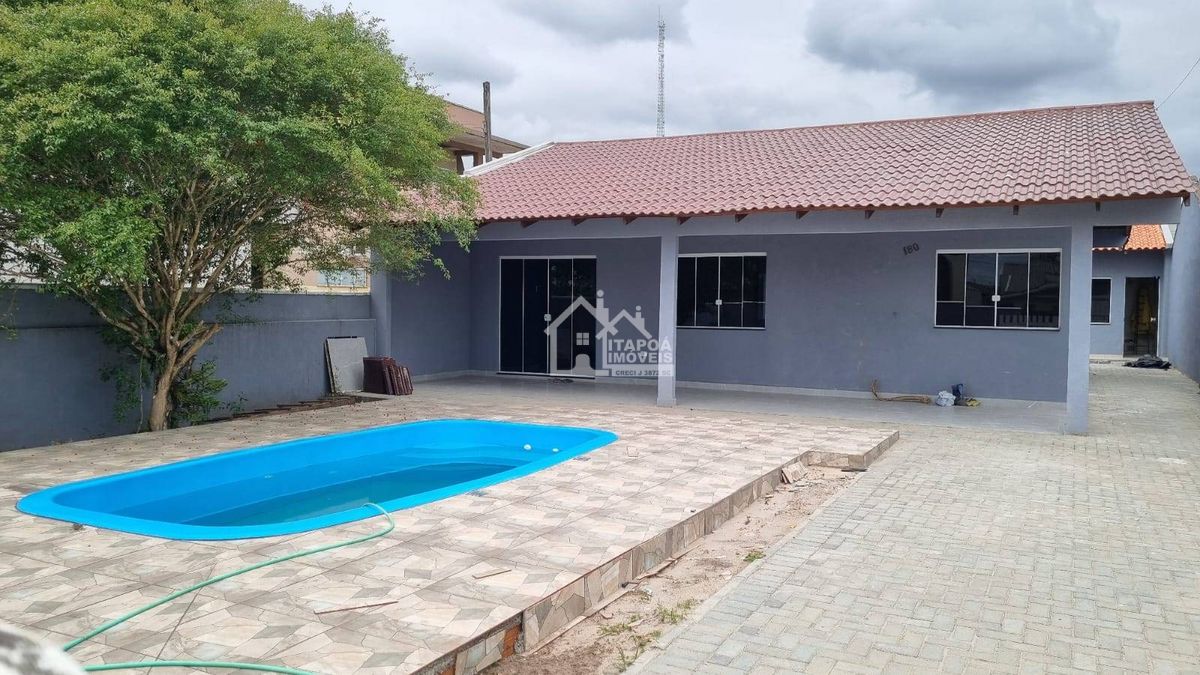 Casa com 3 quartos, São José - Itapoá a 30 metros da Av. José Pacheco