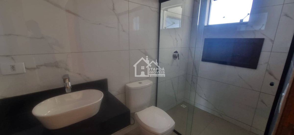 Sobrado com 1 suíte + 3 quartos, Itapema do Norte - Itapoá
