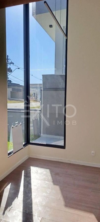 Sobrado, 3 quartos, 209 m² - Foto 2