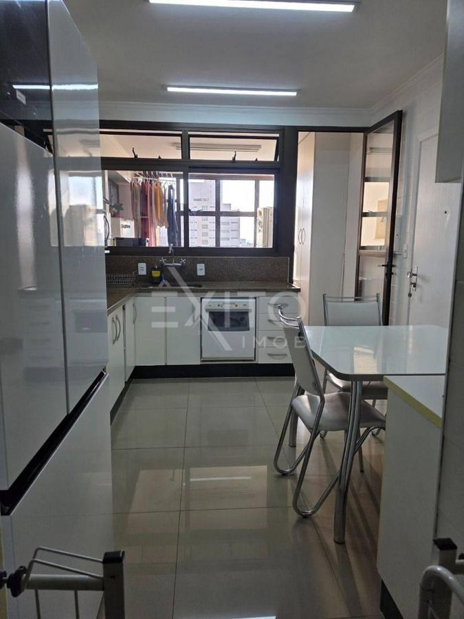 Apartamento, 3 quartos, 203 m² - Foto 15