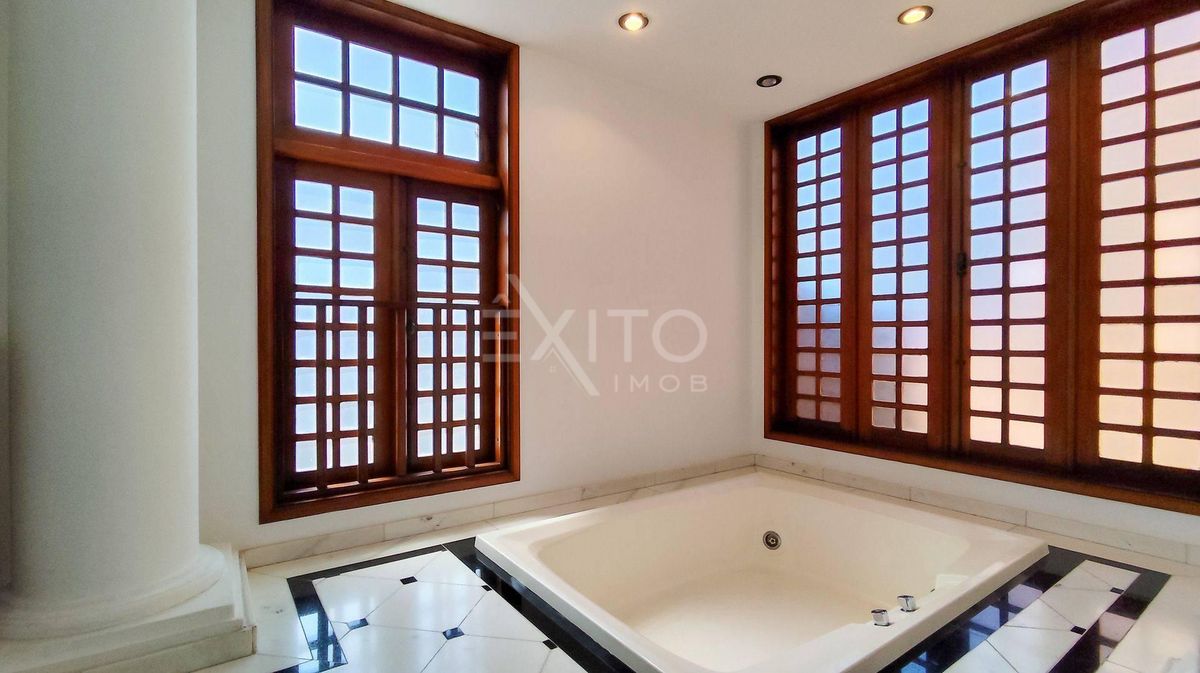 Casa, 6 quartos, 679 m² - Foto 39