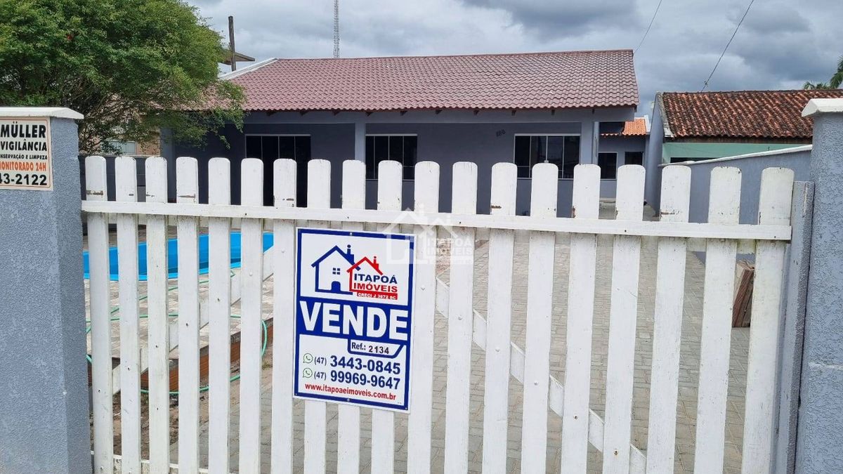 Casa com 3 quartos, São José - Itapoá a 30 metros da Av. José Pacheco