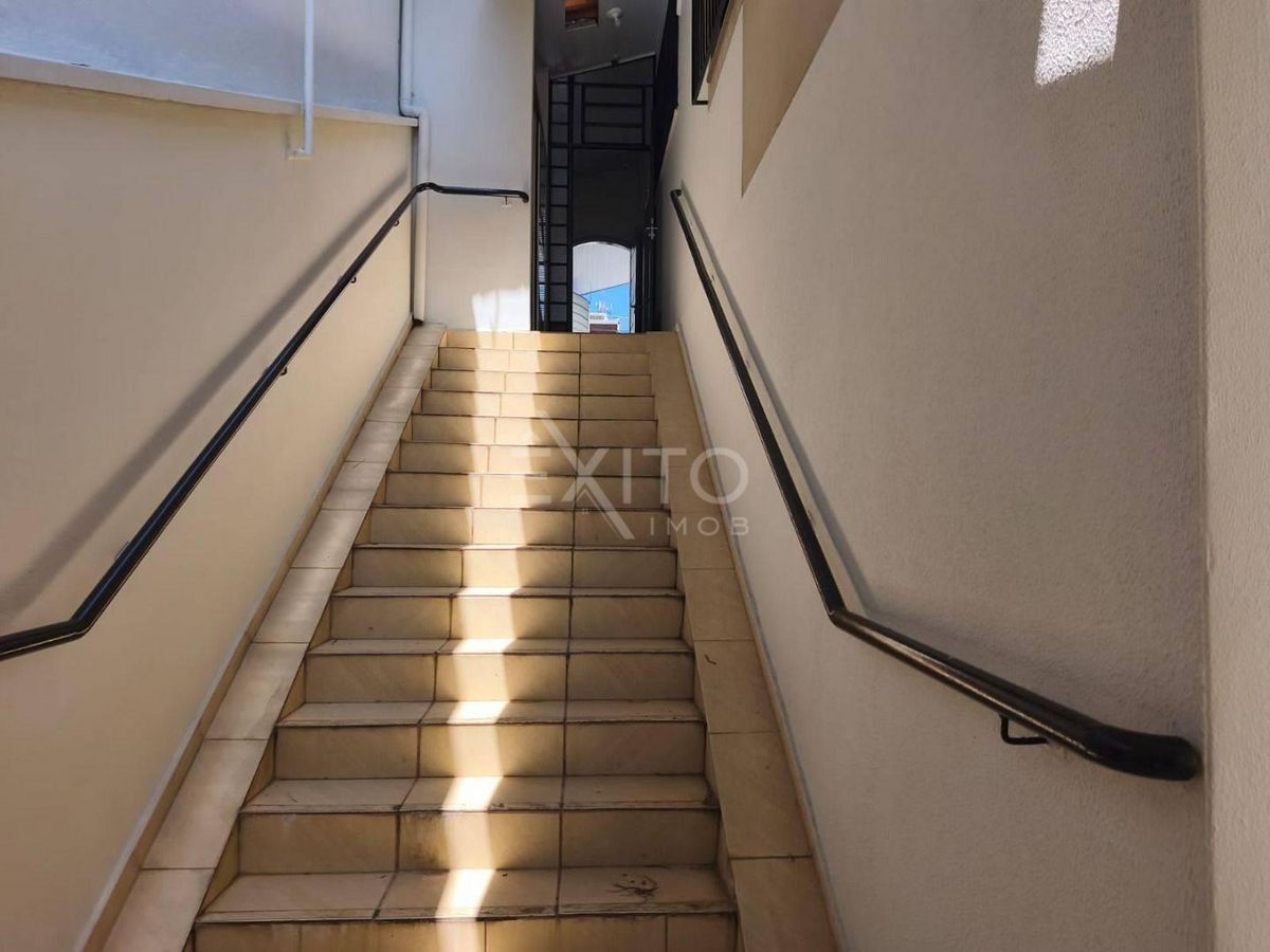 Casa, 3 quartos, 230 m² - Foto 32