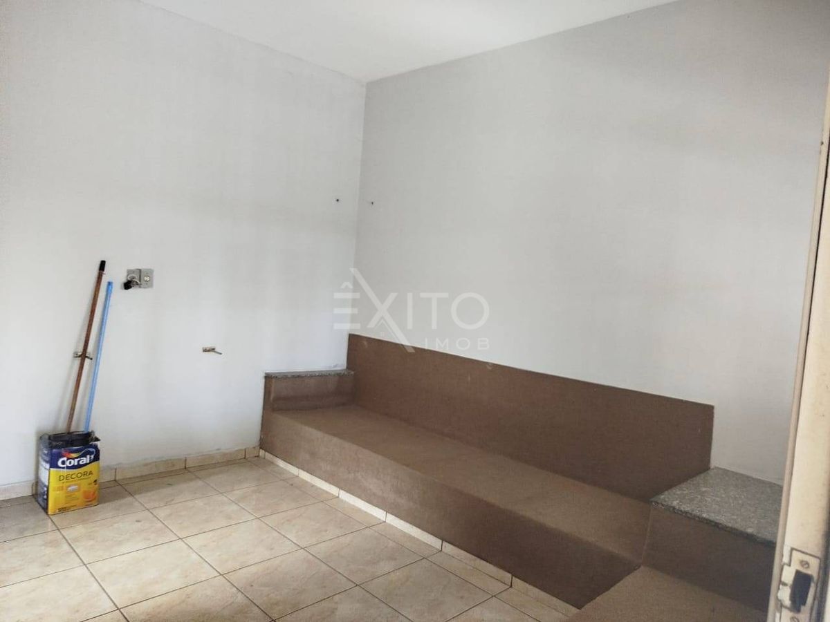 Casa, 3 quartos, 250 m² - Foto 3