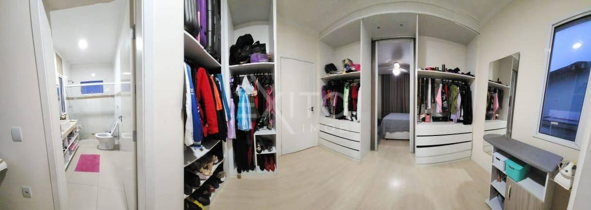 Casa, 3 quartos, 316 m² - Foto 17