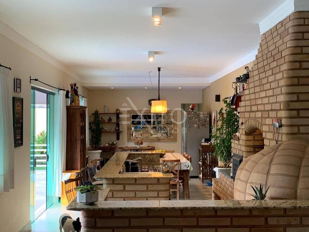 Casa, 3 quartos, 600 m² - Foto 3