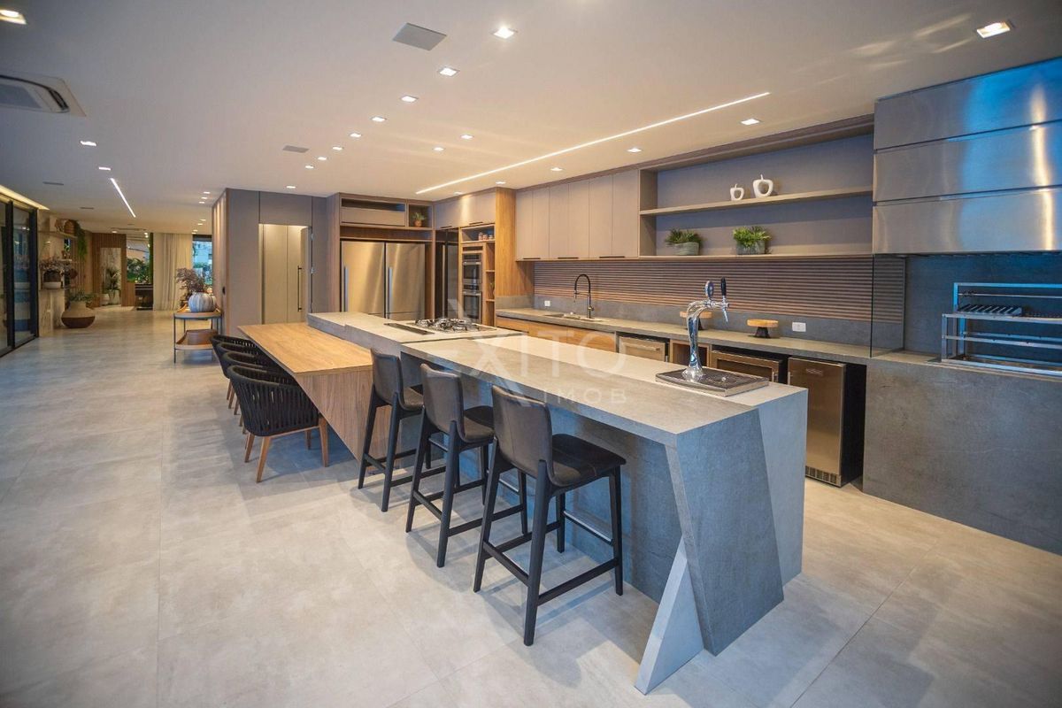 Casa, 7 quartos, 1389 m² - Foto 8