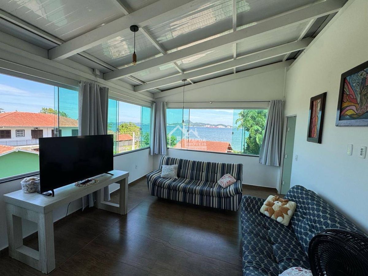 Sobrado com 3 Apartamentos Individualizados, na Vila da Glória - foto 16