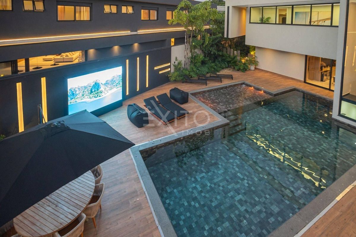 Casa, 7 quartos, 1389 m² - Foto 31