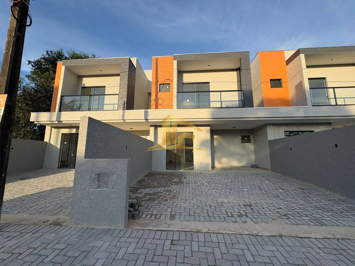 SOBRADO COM 2 SUITES NO BALNEÁRIO ITAPEMA DO NORTE EM ITAPOÁ - Sobrado em Itapema do Norte, Itapoá - à venda - LIMA ARQUITETURA E CONSTRUÇÕES