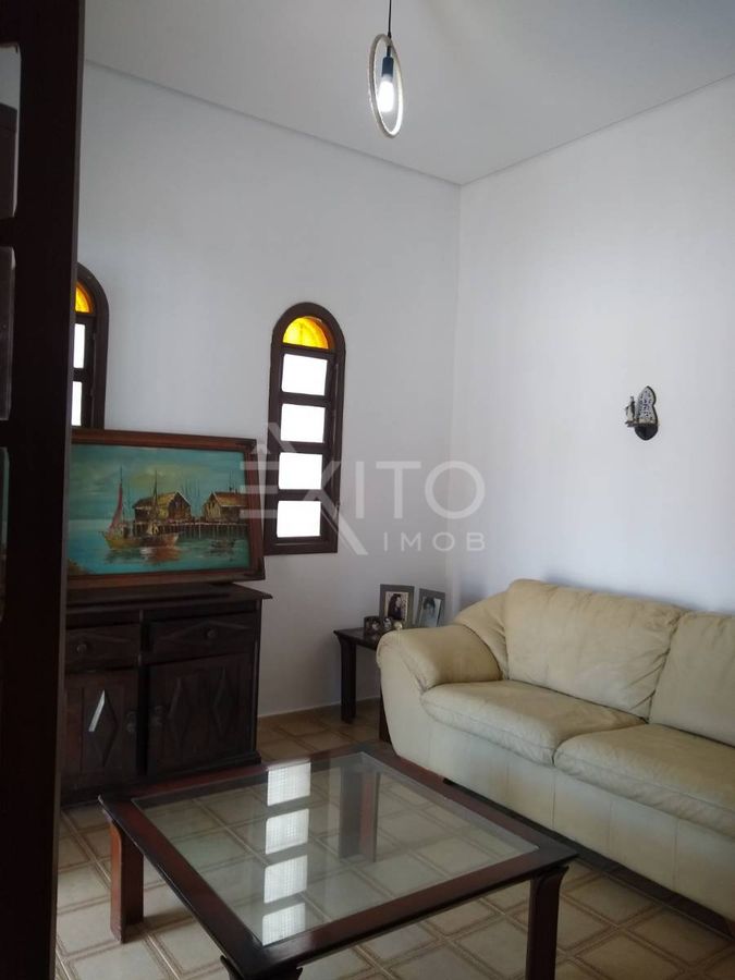 Casa, 4 quartos, 193 m² - Foto 3