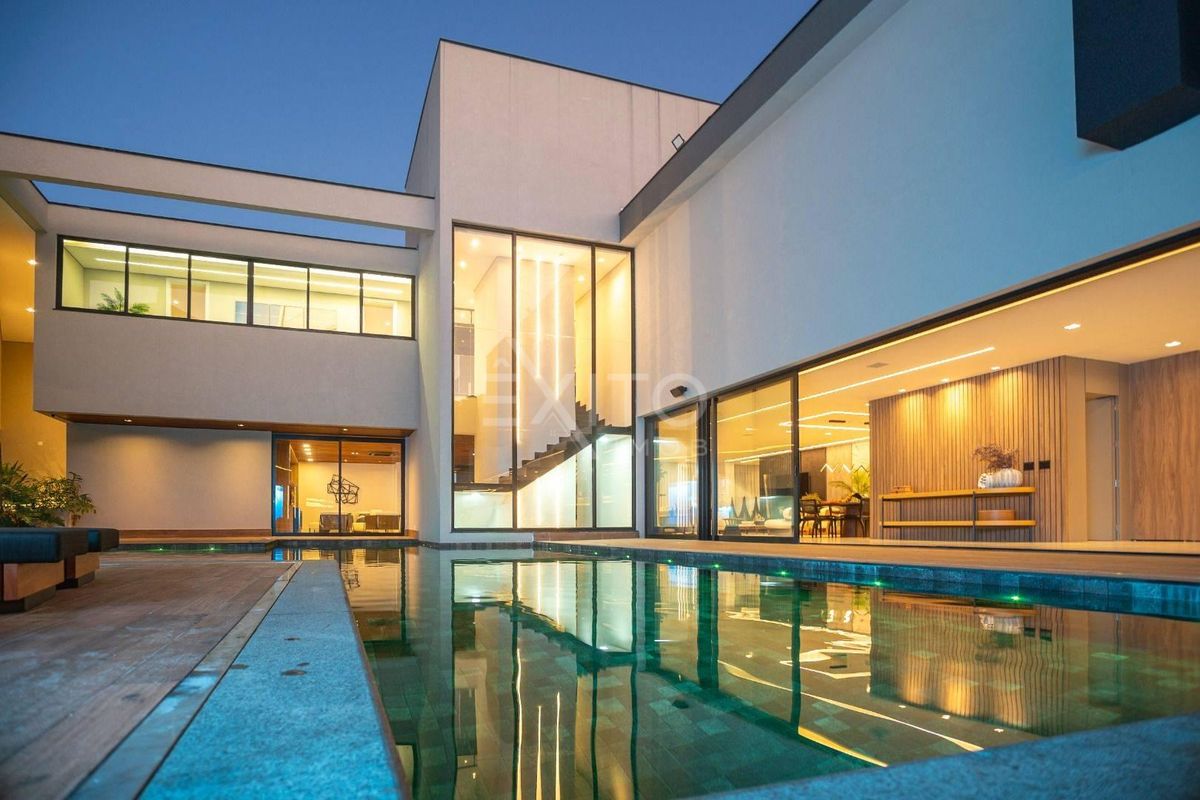 Casa, 7 quartos, 1389 m² - Foto 69