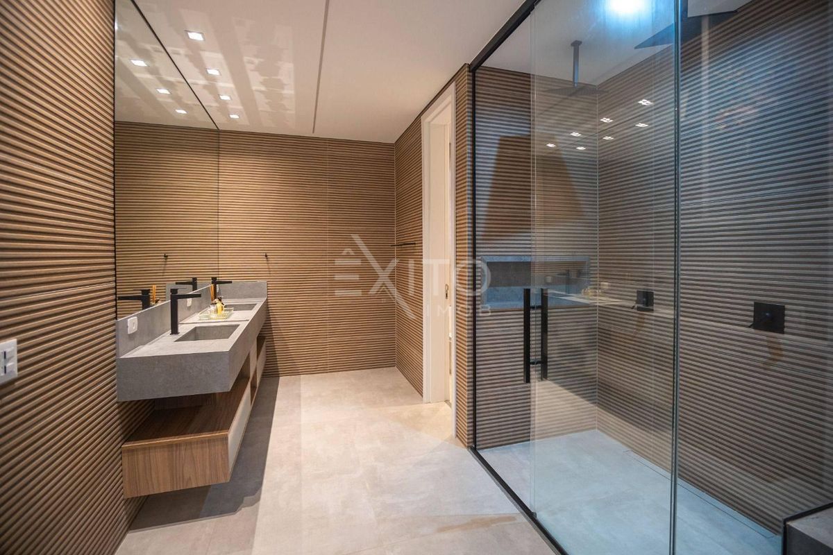 Casa, 7 quartos, 1389 m² - Foto 30
