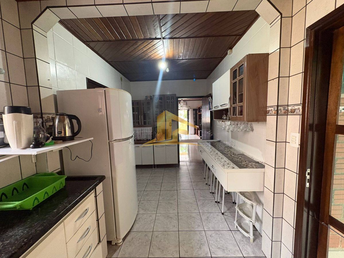 Casa, 3 quartos, 185 m² - Foto 6