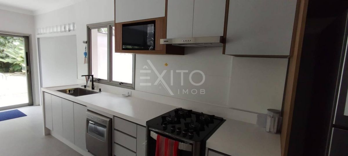 Casa, 5 quartos, 321 m² - Foto 25