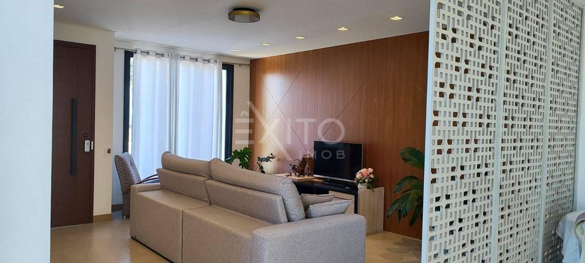 Sobrado, 4 quartos, 242 m² - Foto 2